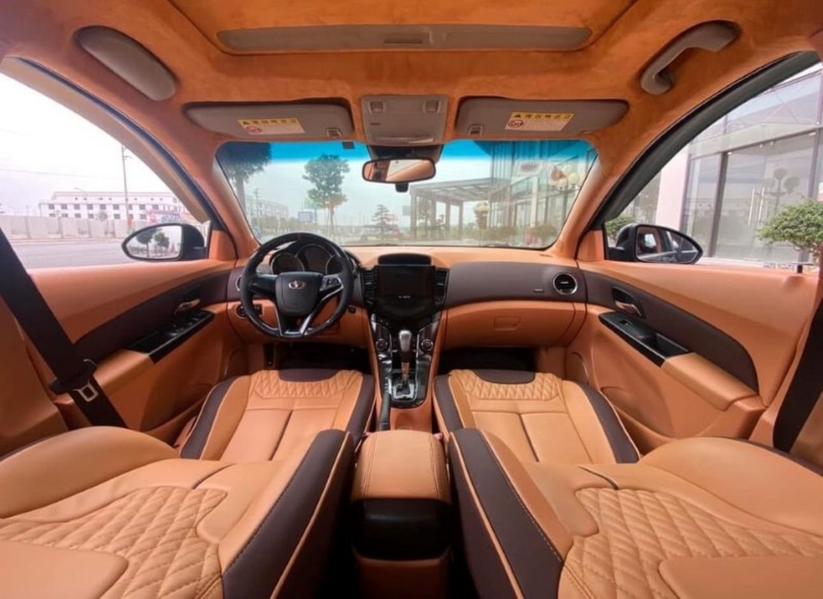 Nội thất xe ô tô da bò 