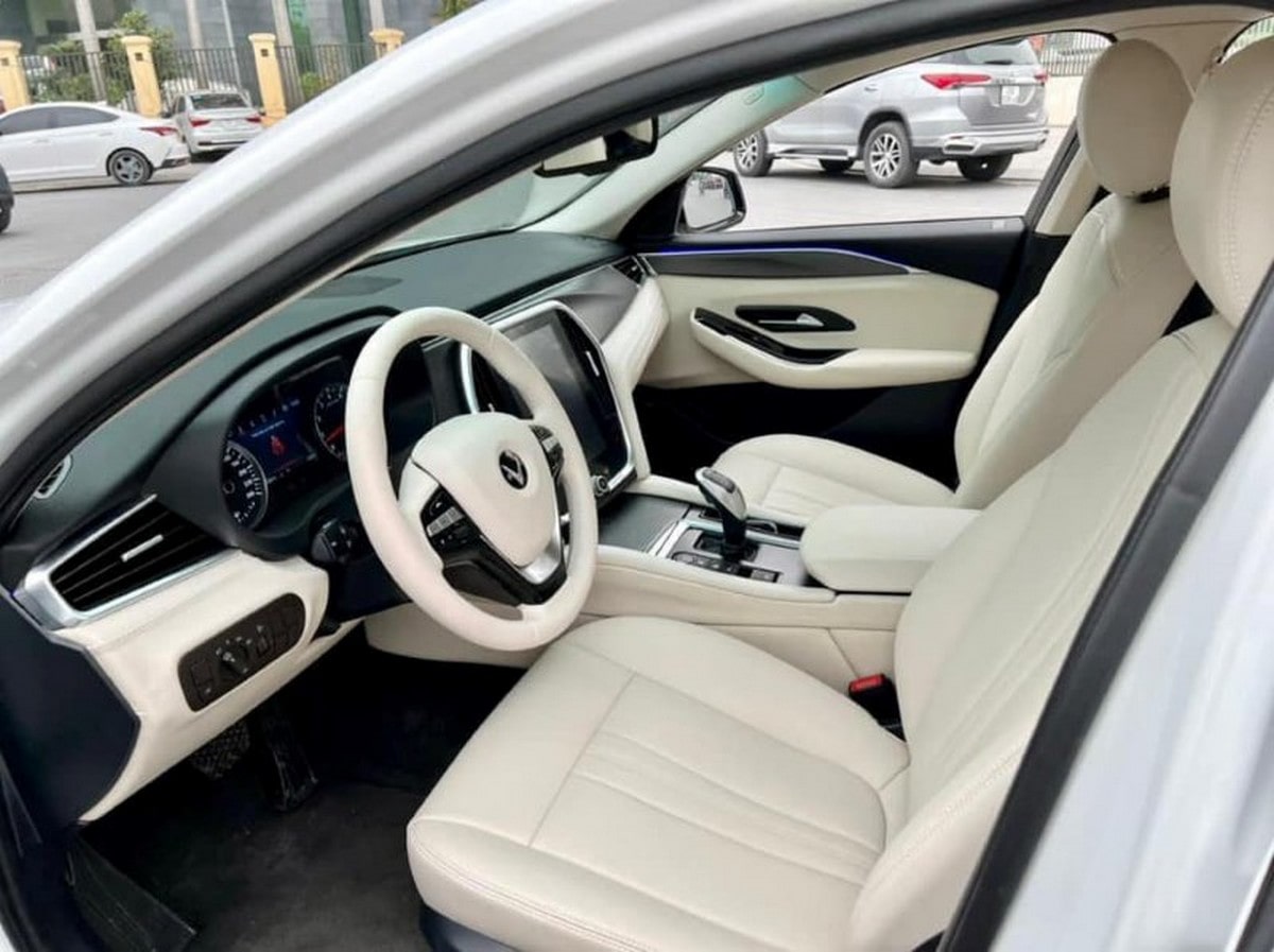 Nội thất xe phù hợp với gia chủ Ất Sửu