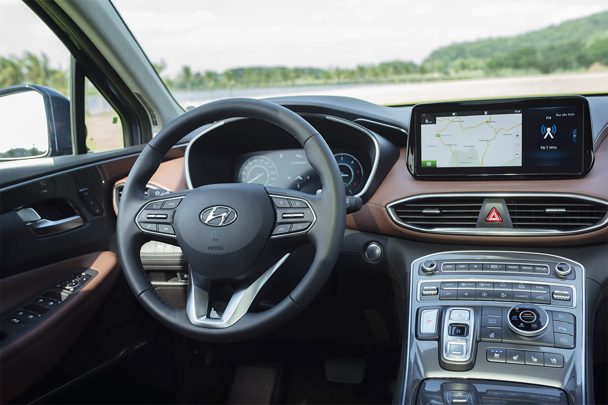 Nội thất xe SantaFe