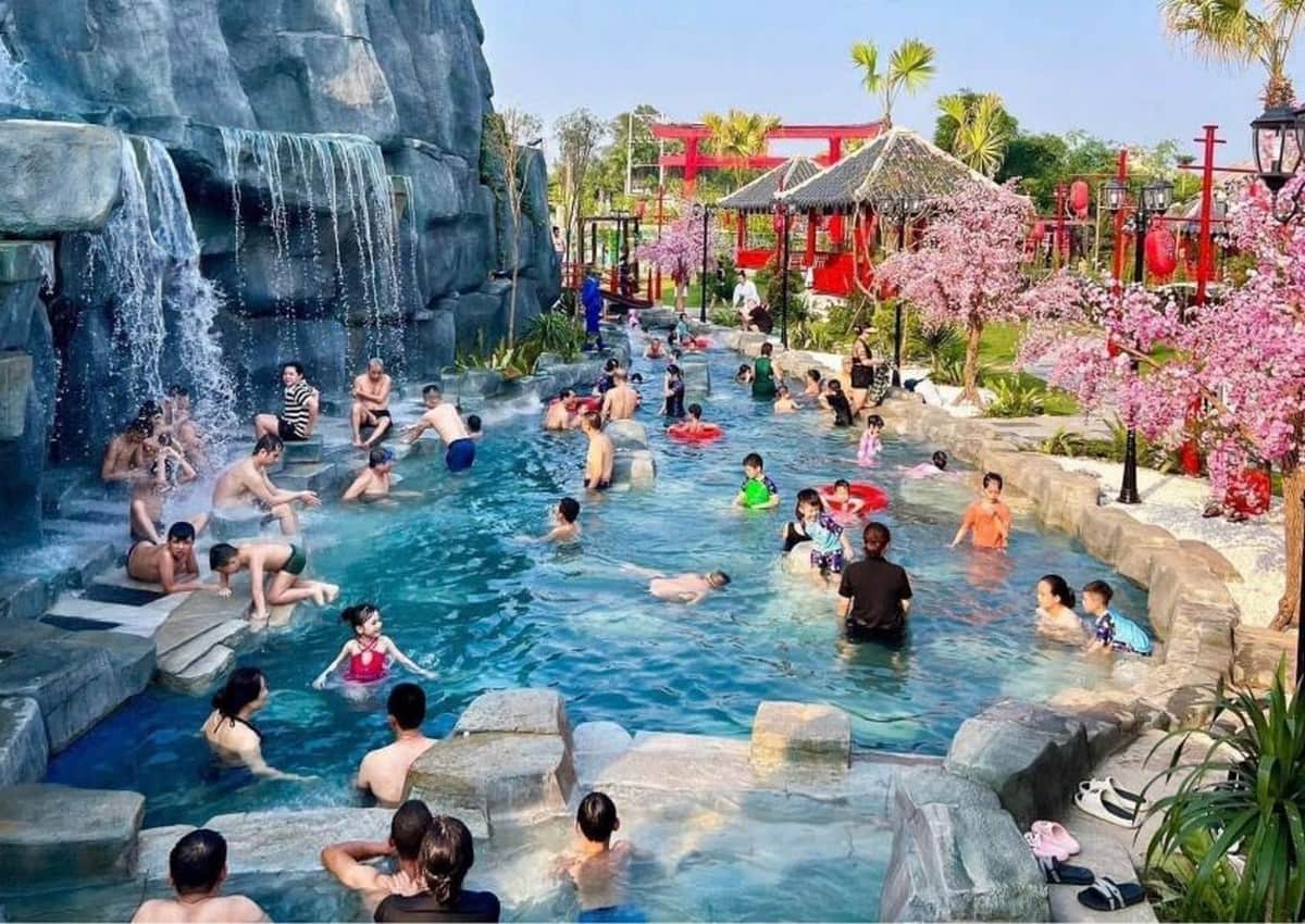 Suối khoáng nóng Thanh Thủy