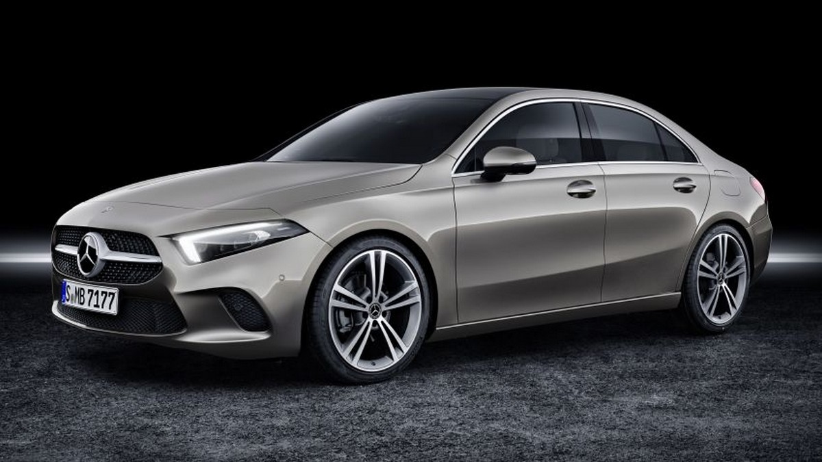 Thiết kế thân xe Mercedes A-Class