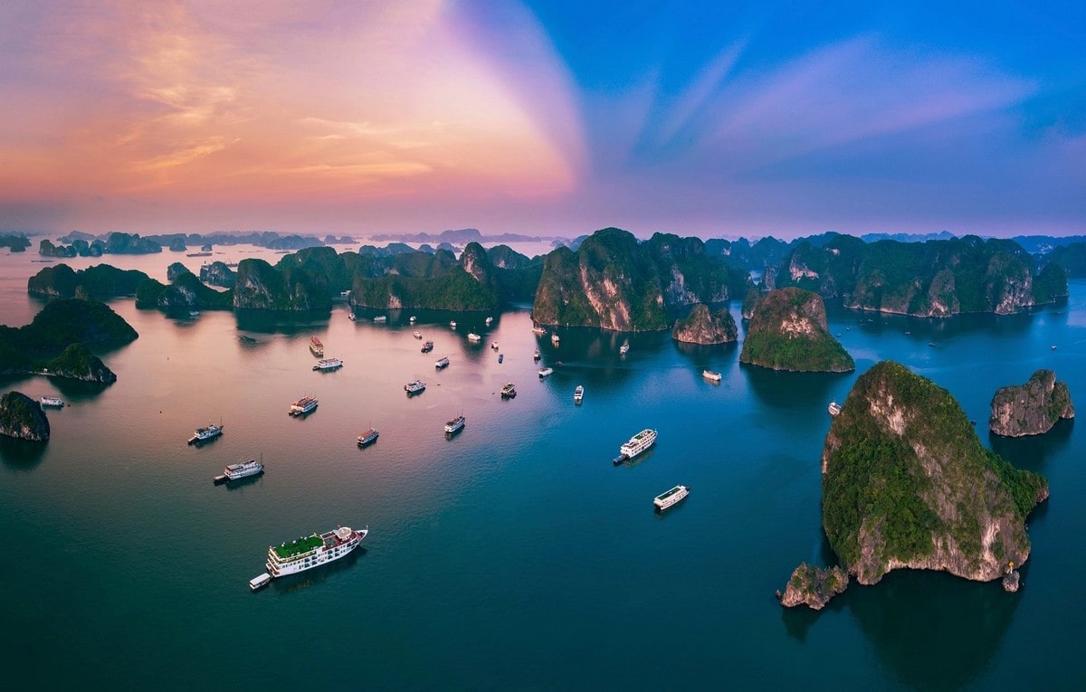 Tháng 4-6 là thời điểm thích hợp để đi du lịch Hạ Long