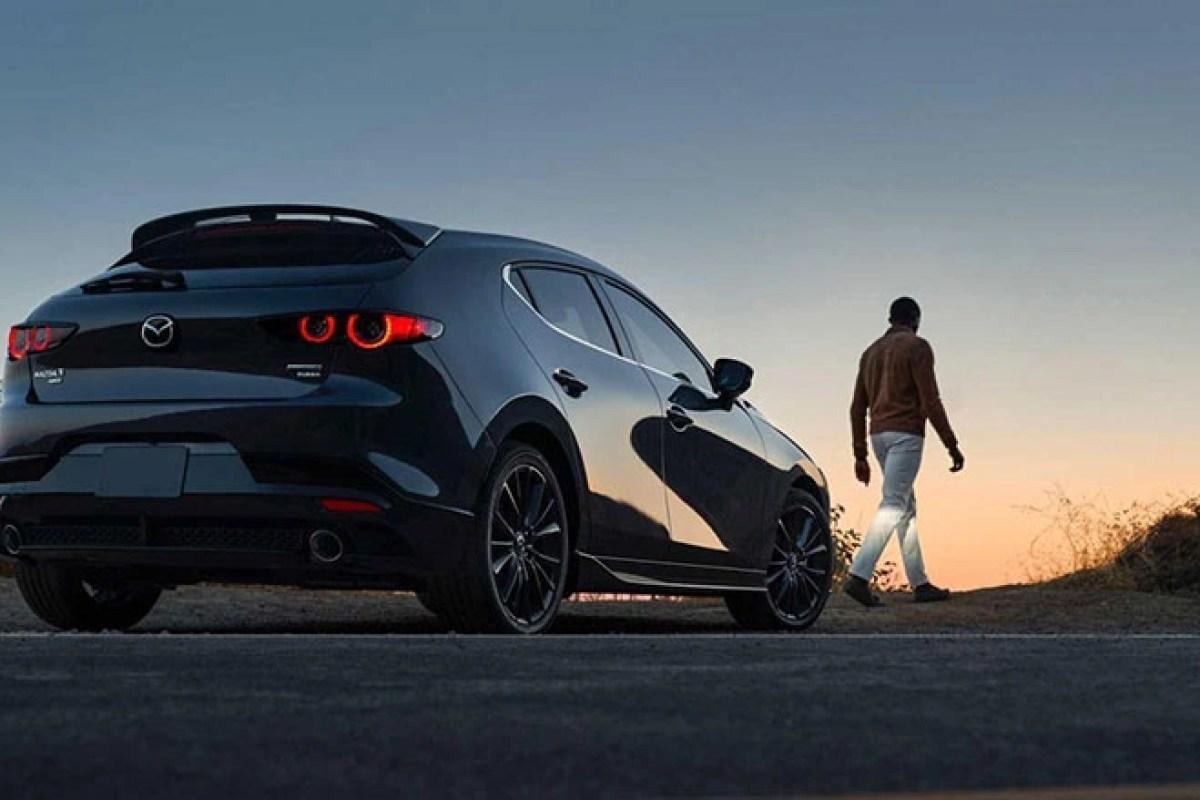 Thiết kế phần đuôi xe Mazda 3 2021