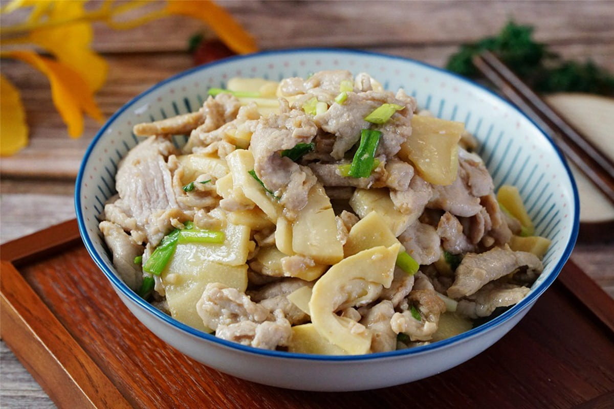 Măng rừng xào