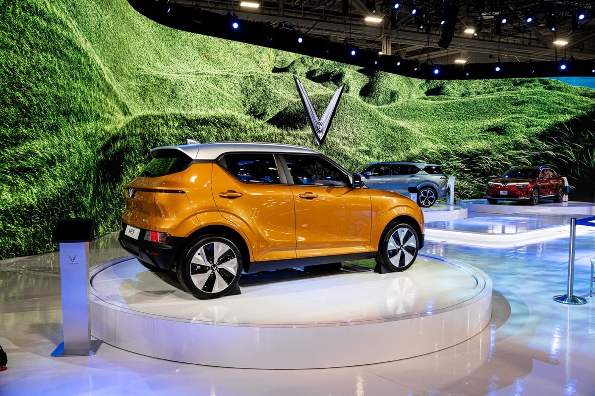 Thủ tục cho xe VF 5 lăn bánh dễ dàng