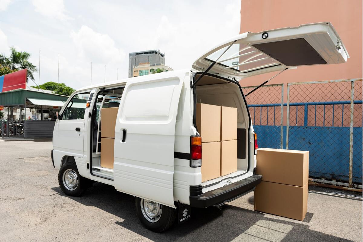 Thùng xe rộng rãi tăng cao khả năng chở hàng hóa tốt