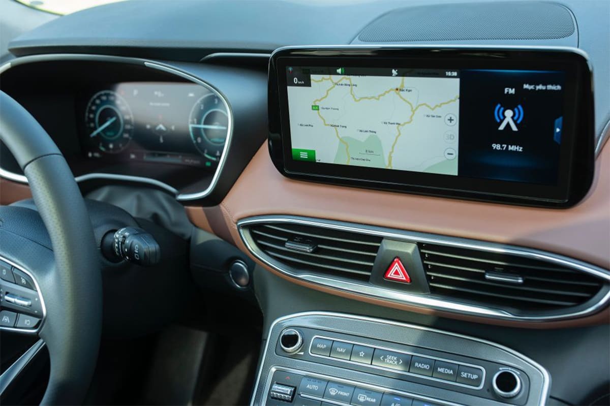 Tiện nghi xe Hyundai SantaFe 2022