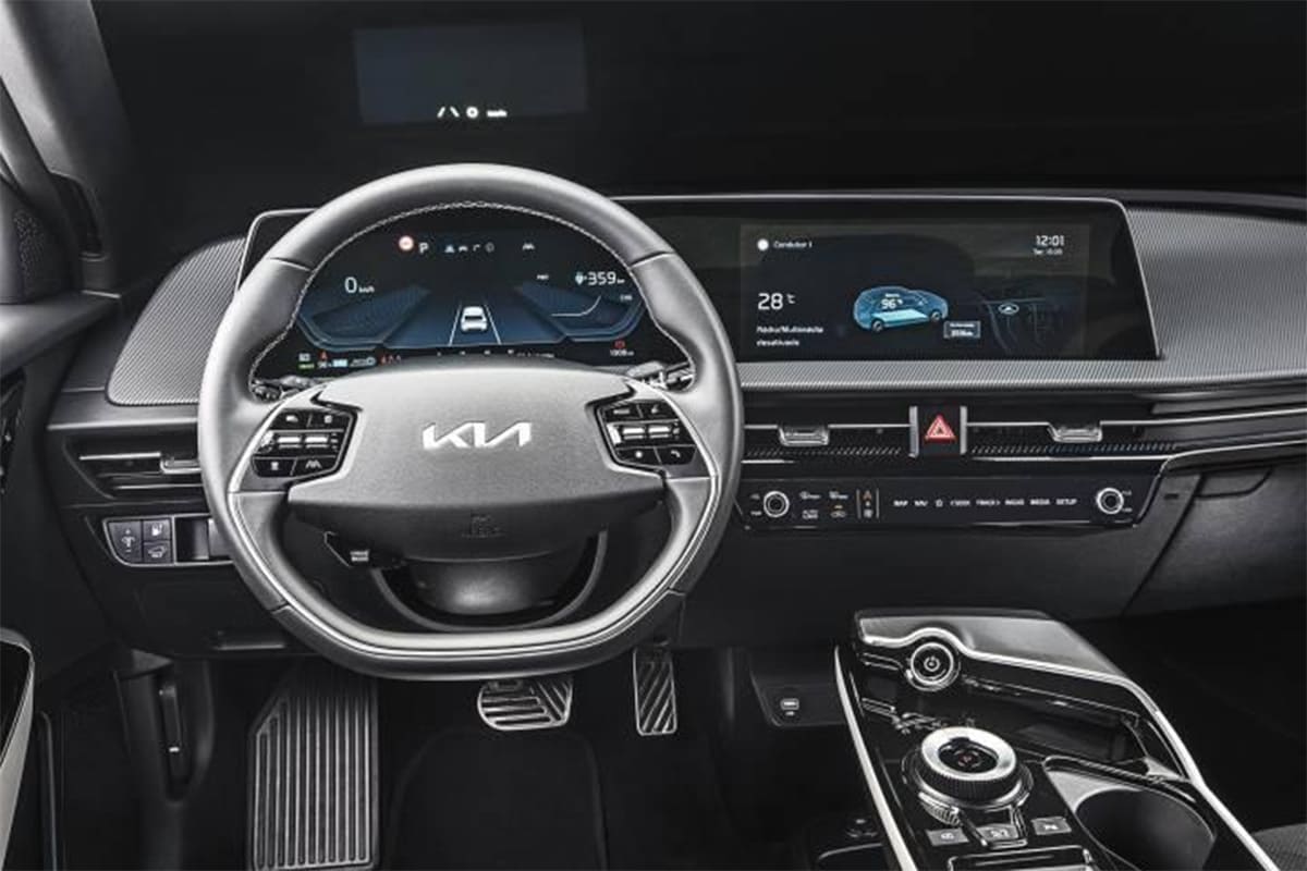 Nhiều tiện nghi thông minh được trang bị trên EV6