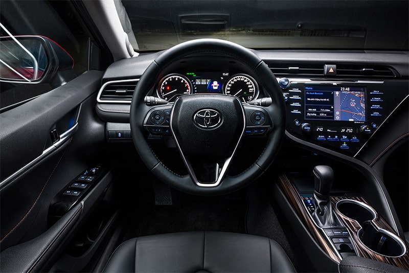 Tiện nghi xe Toyota Camry 2019