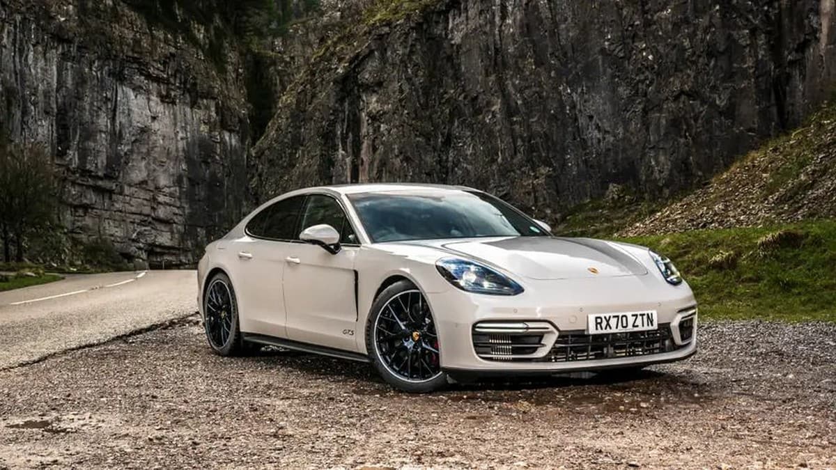 Tổng quan về xe Porsche Panamera