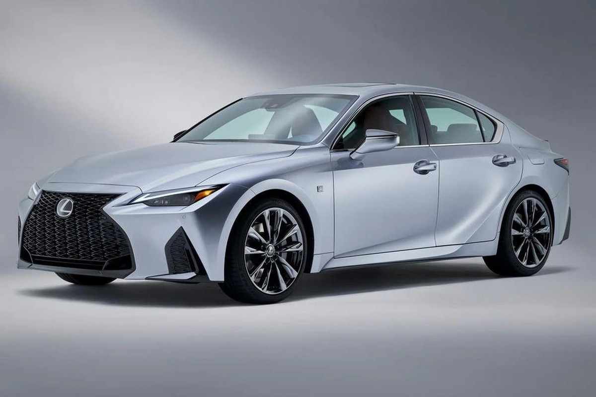 Tổng quan về xe Lexus IS