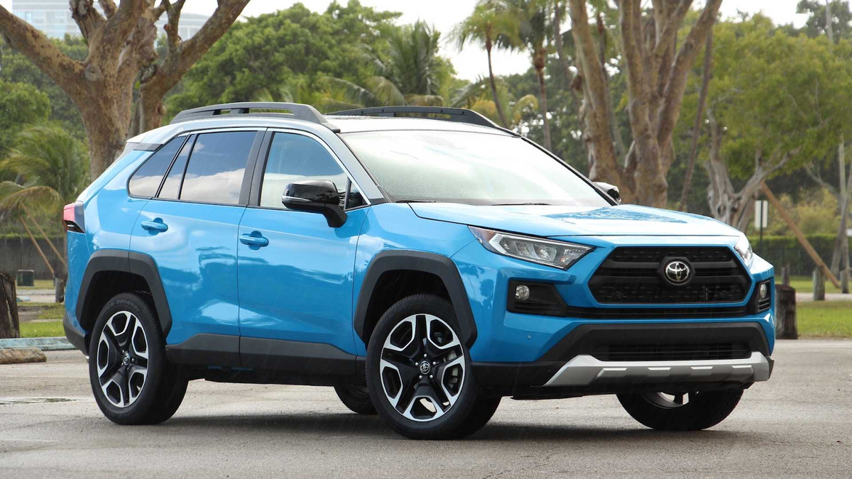 Toyota Rav4 2019 có thiết kế mới hoàn toàn so với phiên bản trước đó