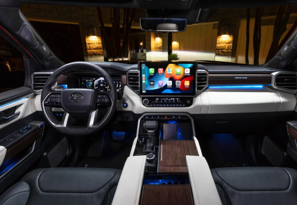 Toyota Sienna 2022 đã có nhiều cải tiến vượt bậc về tiện nghi