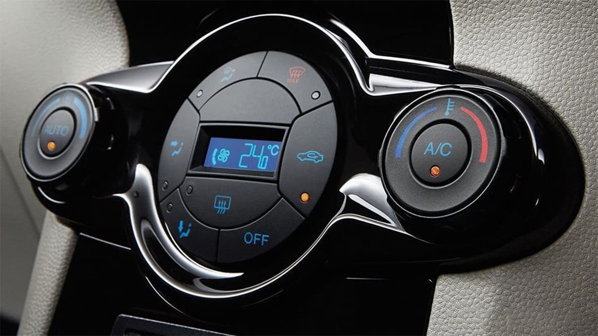 Trang bị tiện nghi xe Ford Fiesta 2019