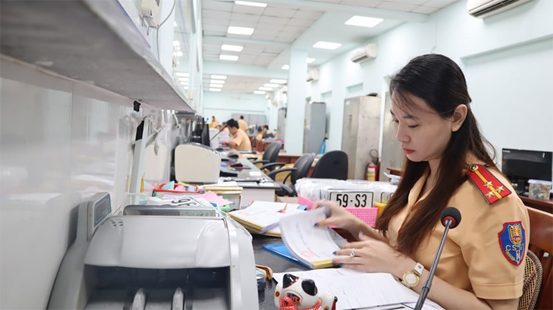 Quy trình thực hiện thủ tục rút hồ sơ gốc ô tô