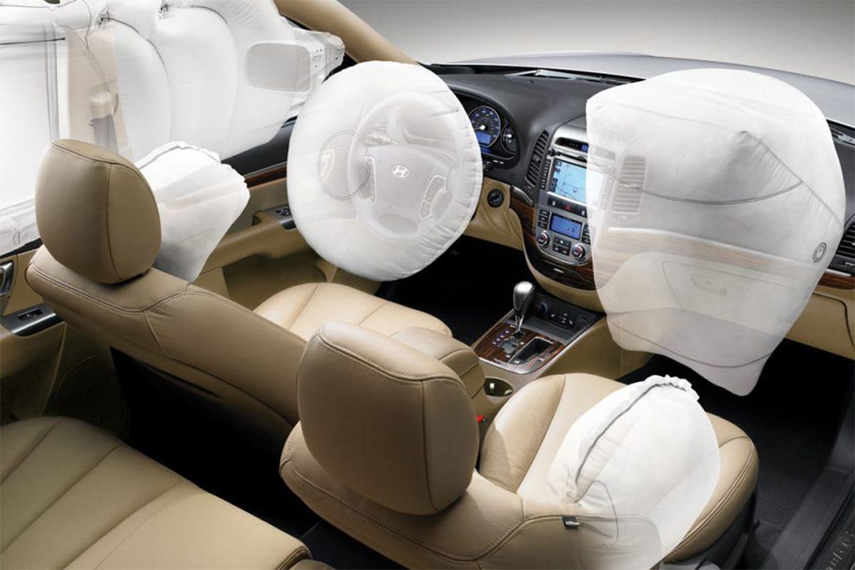 túi khí được trang bị trên xe ô tô có tác dụng gì