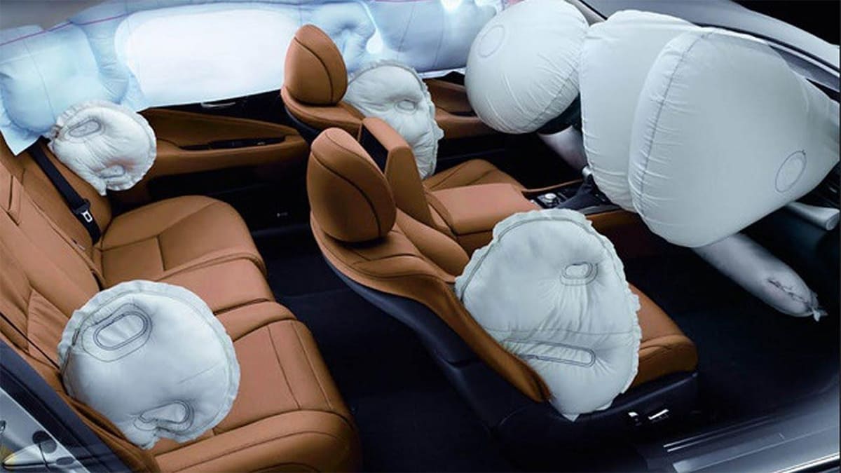 Túi khí trên ô tô là gì?