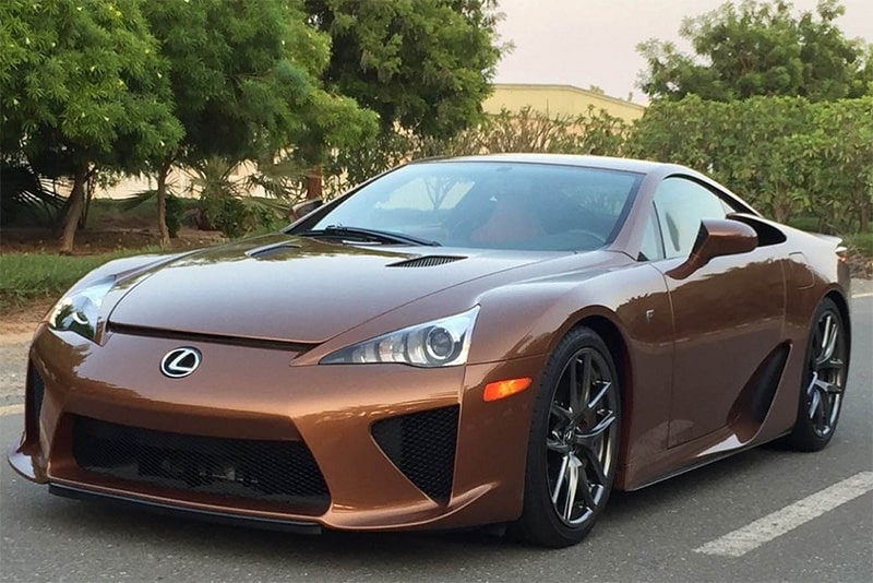 Tuổi Canh Tý mua xe màu gì?