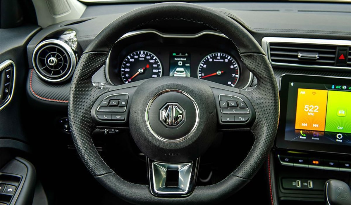 Vô lăng trên MG ZS LUX+