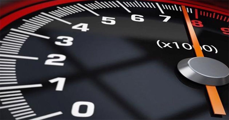 Vòng tua máy là gì?