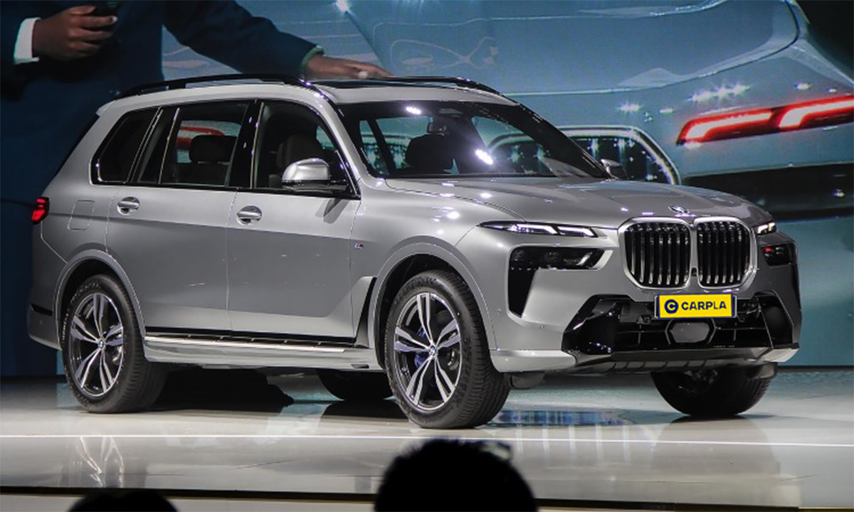BMW X7 2023 là được xem như "người anh cả" trong dòng xe của BMW