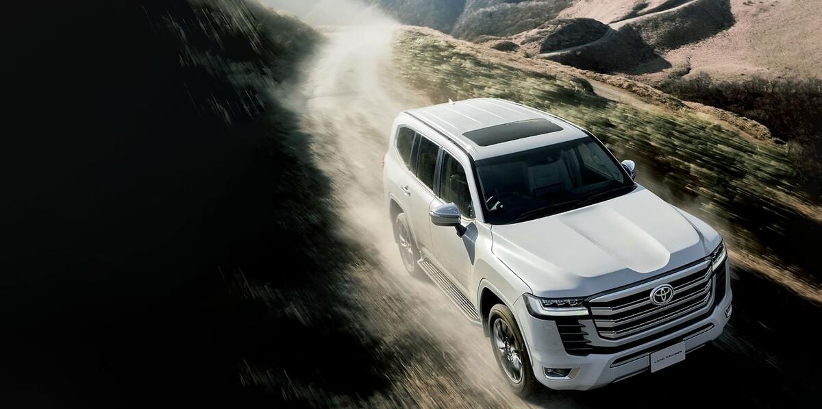 Xe Land Cruiser trang bị nhiều tính năng an toàn hiện đại