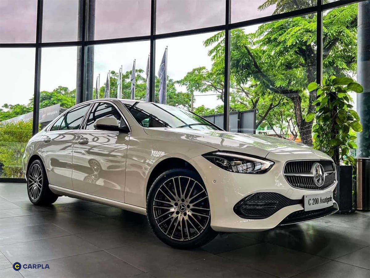 Mercedes C200 bản 2024 lột xác hoàn toàn hướng đến sự thẩm mỹ