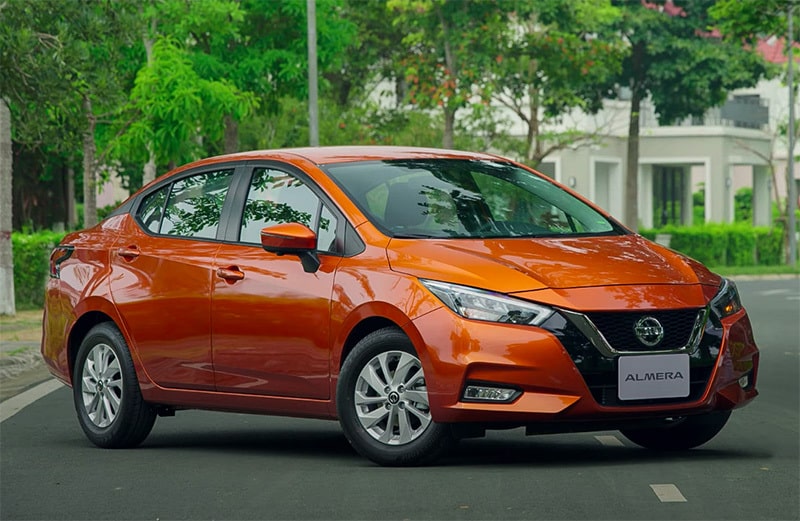 Nissan Almera sở hữu thiết kế đơn giản, tinh tế nhưng không kém phần hiện đại