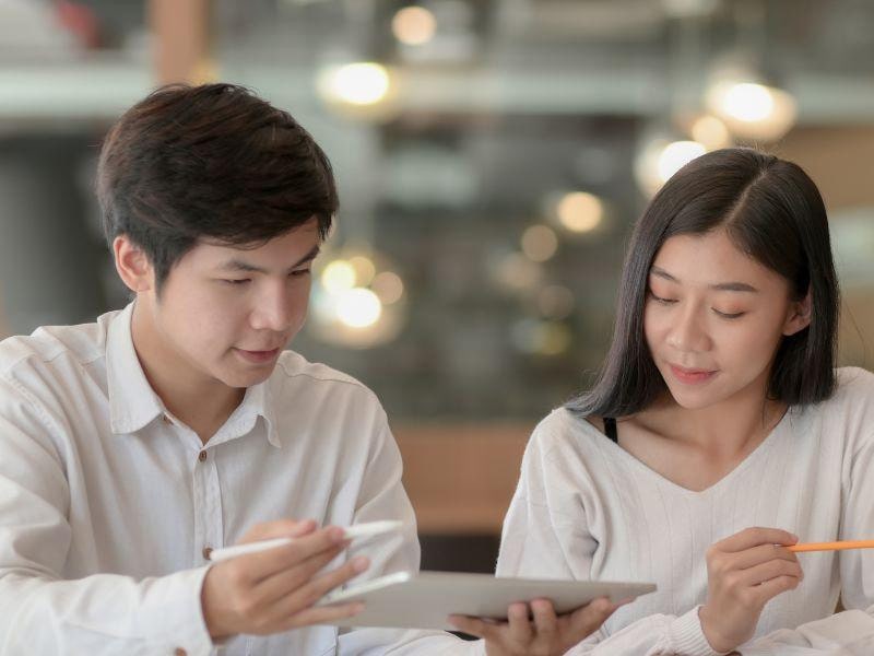 Xe ô tô là tài sản chung của vợ chồng trong thời kỳ hôn nhân