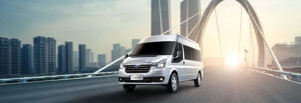 Xe vận hành ổn định, êm ái, giảm xóc tốt