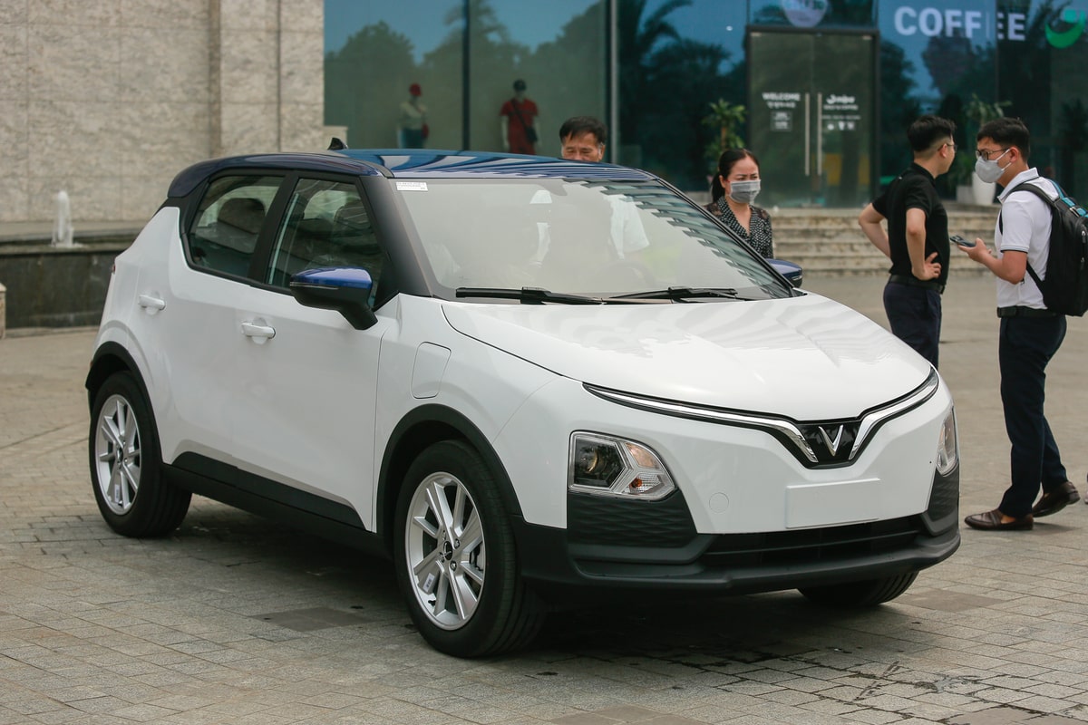 Xe VinFast VF 5 có giá thuộc phân khúc tầm trung
