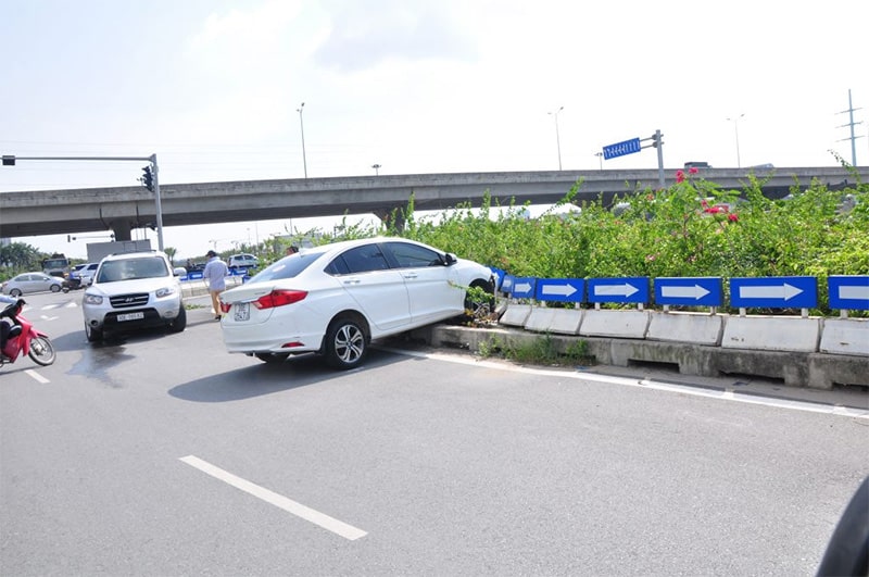 Xử lý xe mất lái
