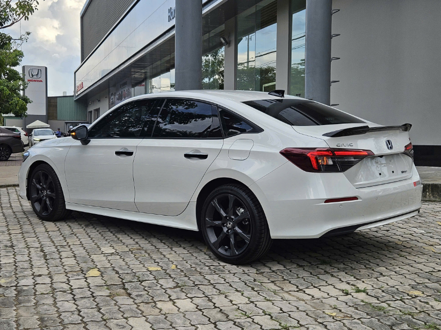 Hình ảnh xe HONDA CIVIC E:HEV RS 2025