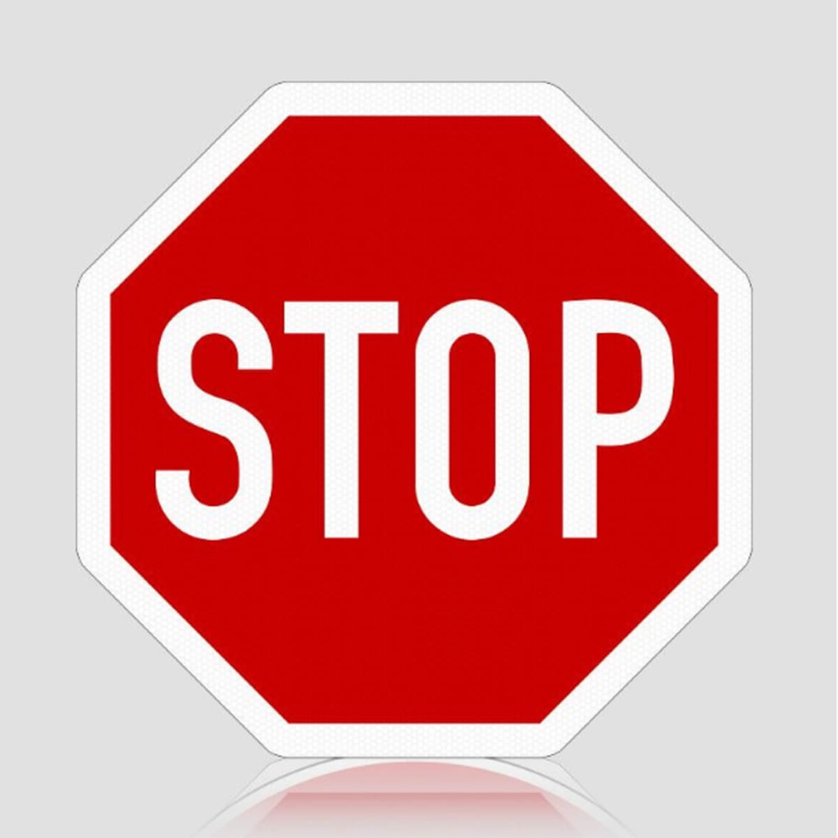 Biển báo STOP hình gì?