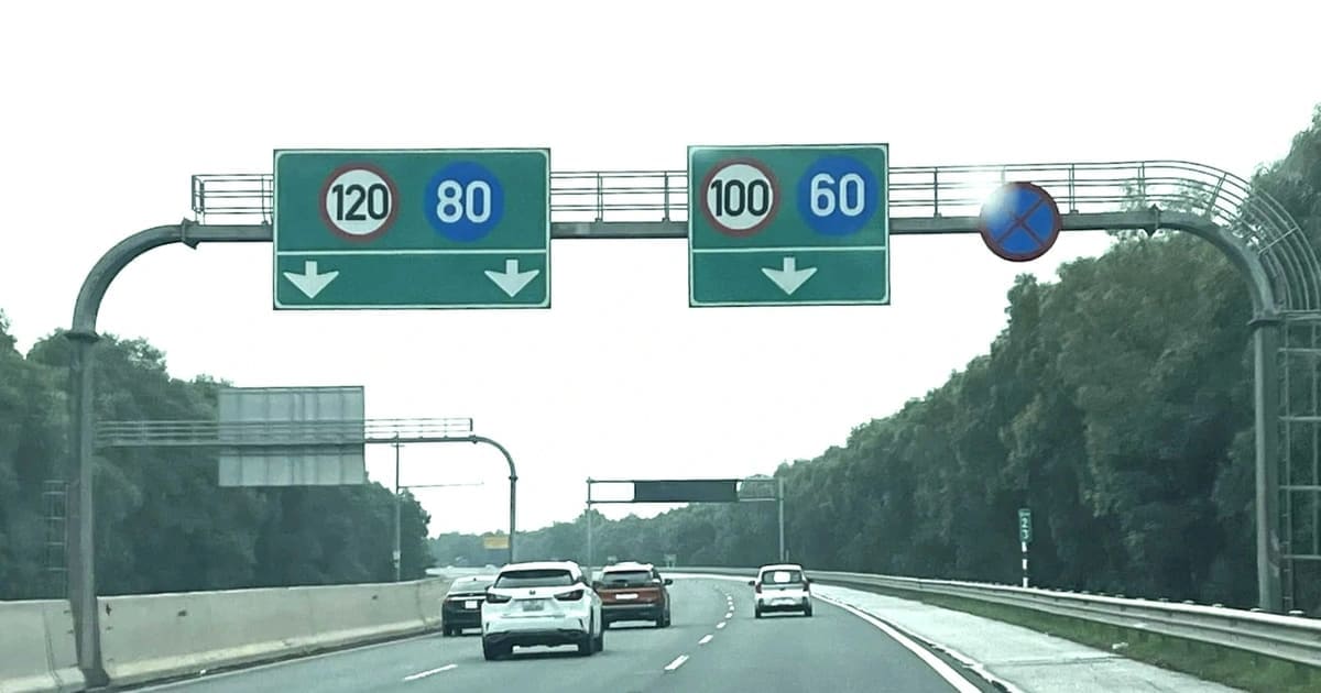 Biển tốc độ tối thiểu là gì?