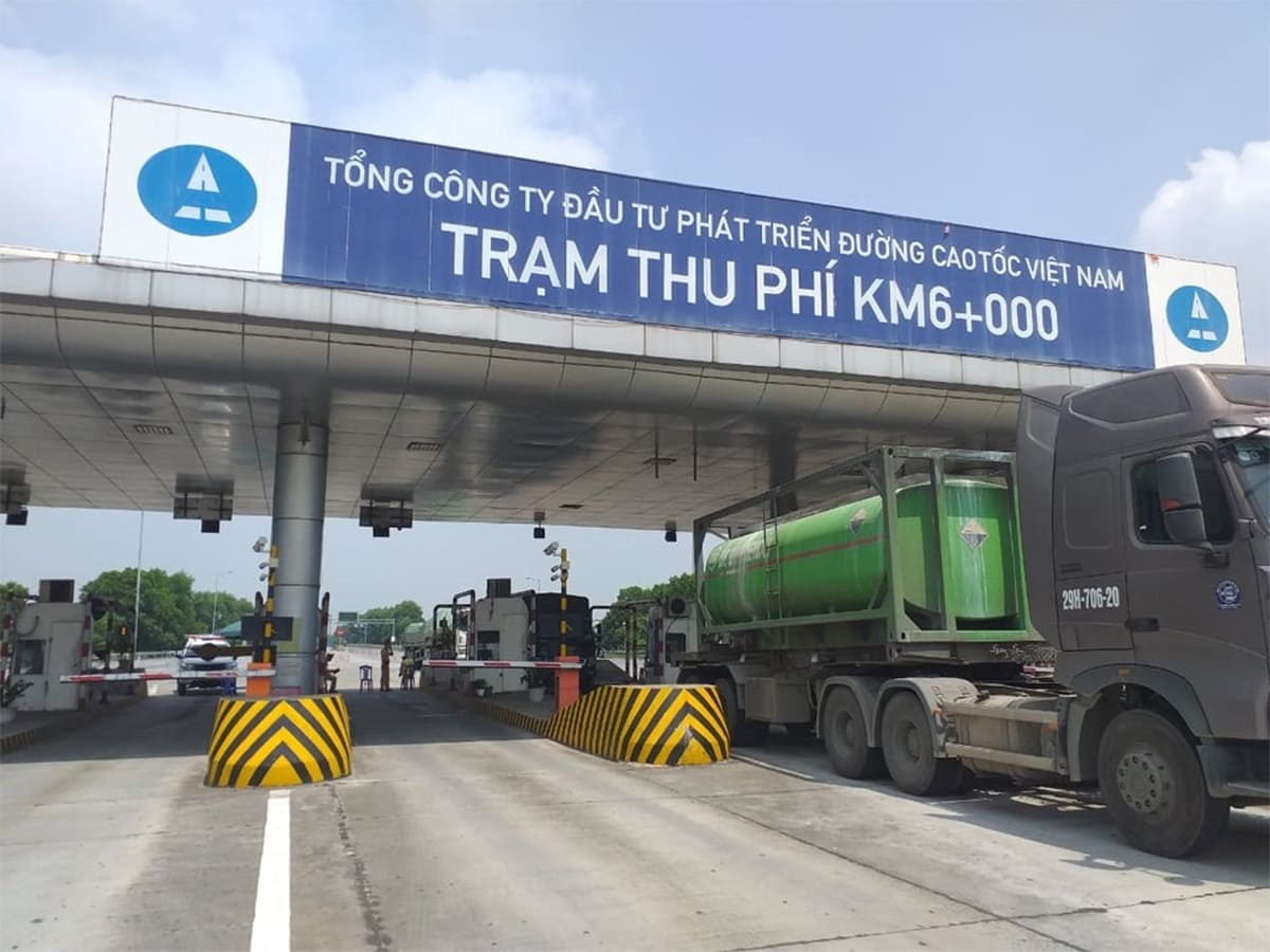 Cao tốc Nội Bài Lào Cai bao nhiêu km?