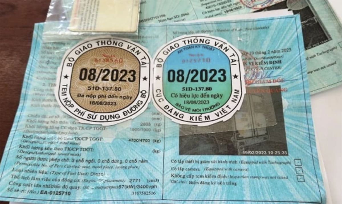 Hồ sơ xin cấp phù hiệu xe hợp đồng gồm giấy tờ gì?