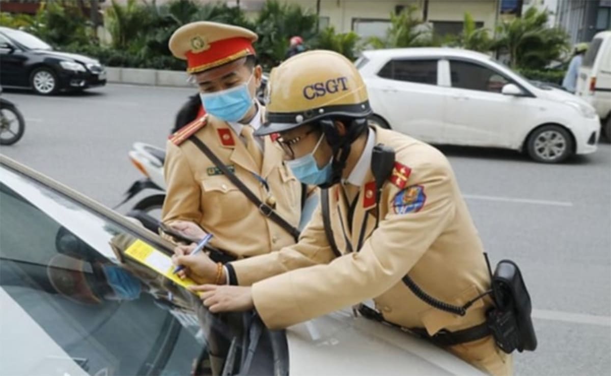 Hình thức 1: Nộp tiền mặt trực tiếp