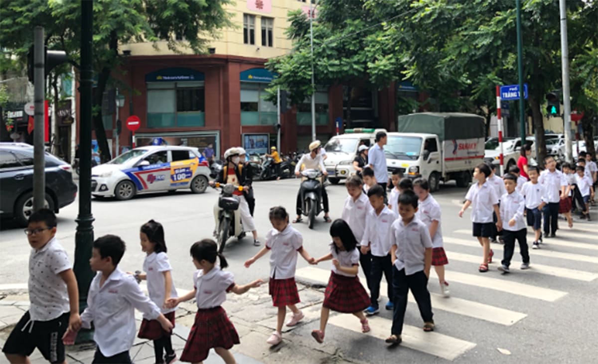 Quy định pháp luật cho người đi bộ khi tham gia giao thông