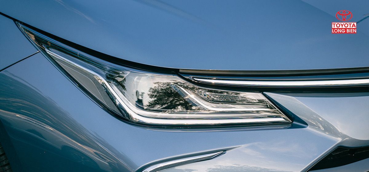 Hình ảnh xe Toyota Corolla Altis 1.8 HEV
