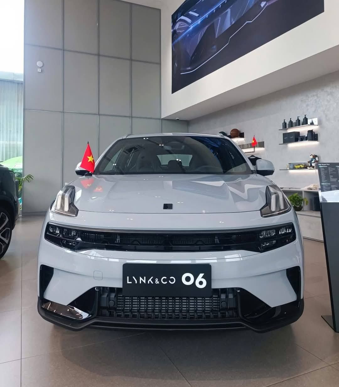 Hình ảnh xe LYNK & CO 06 1.5 TURBO 2025
