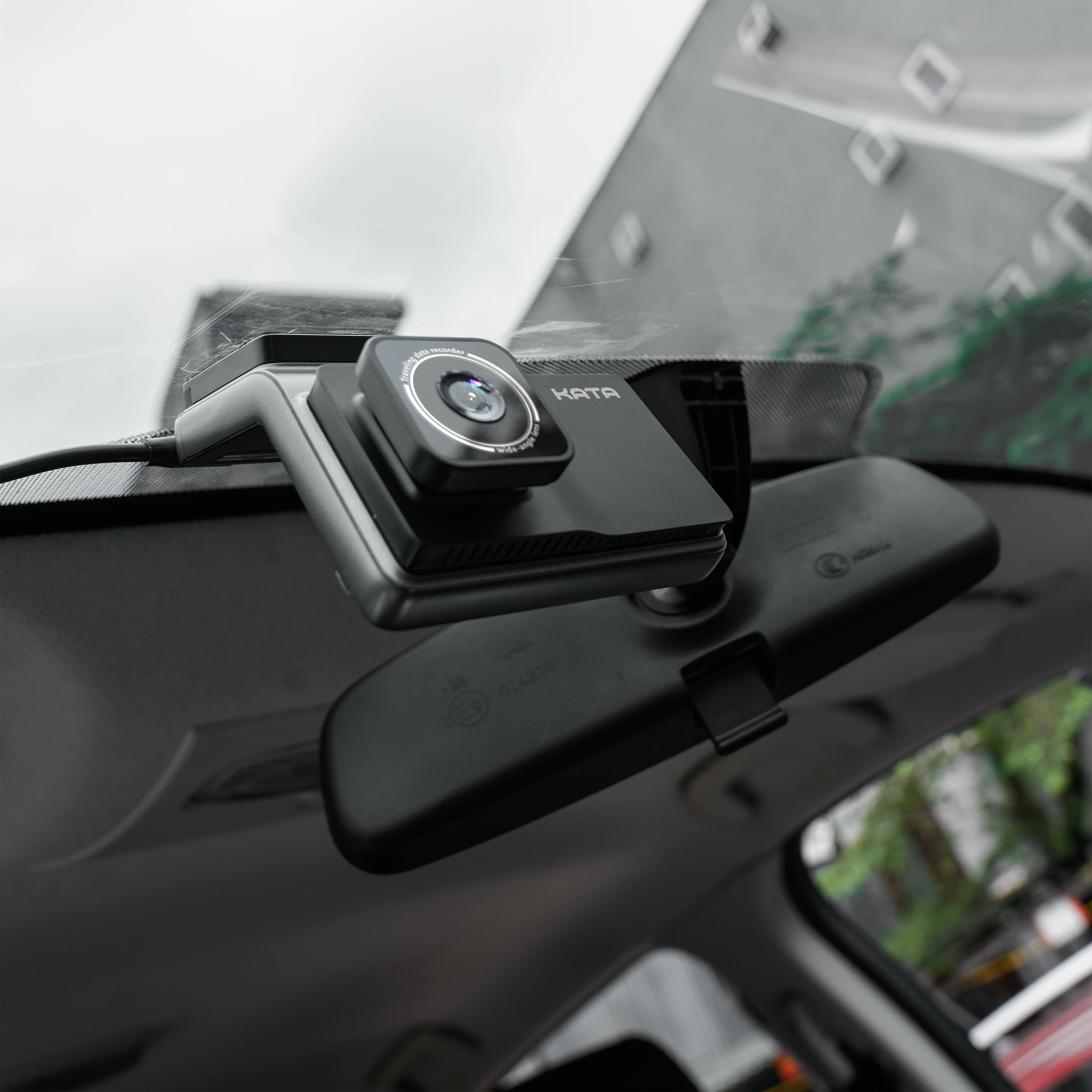 Hình ảnh xe Camera hành trình KATA KD001