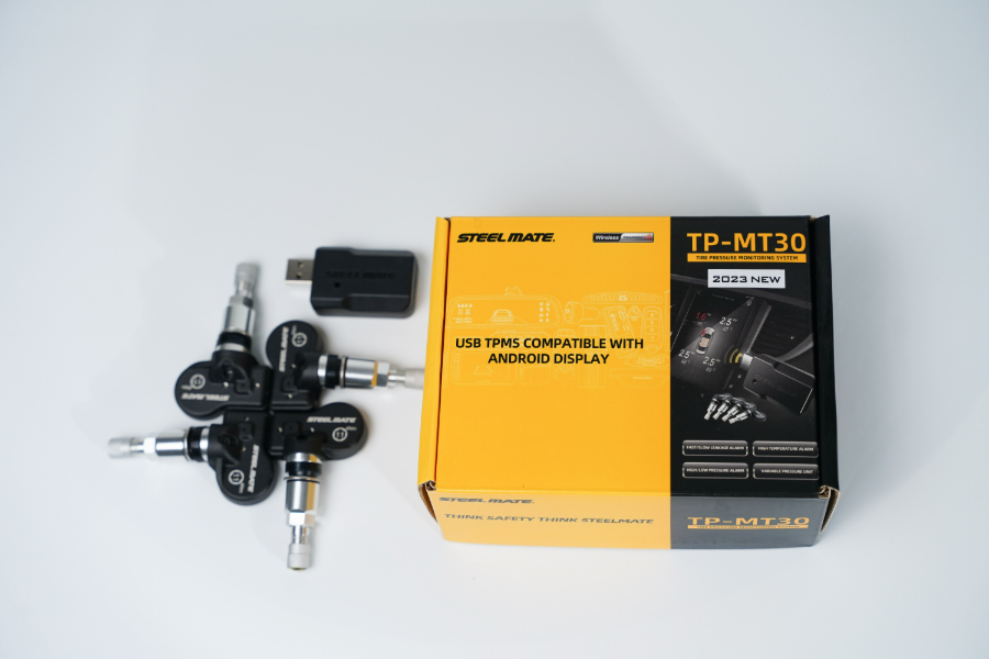 Hình ảnh xe Cảm biến áp suất lốp thông minh tích hợp màn hình android STEELMATE TP-MT 30