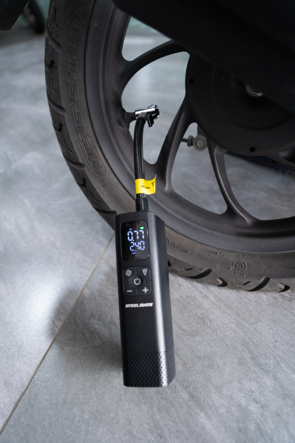 Hình ảnh xe Bơm lốp không dây công suất lớn STEELMATE T15B