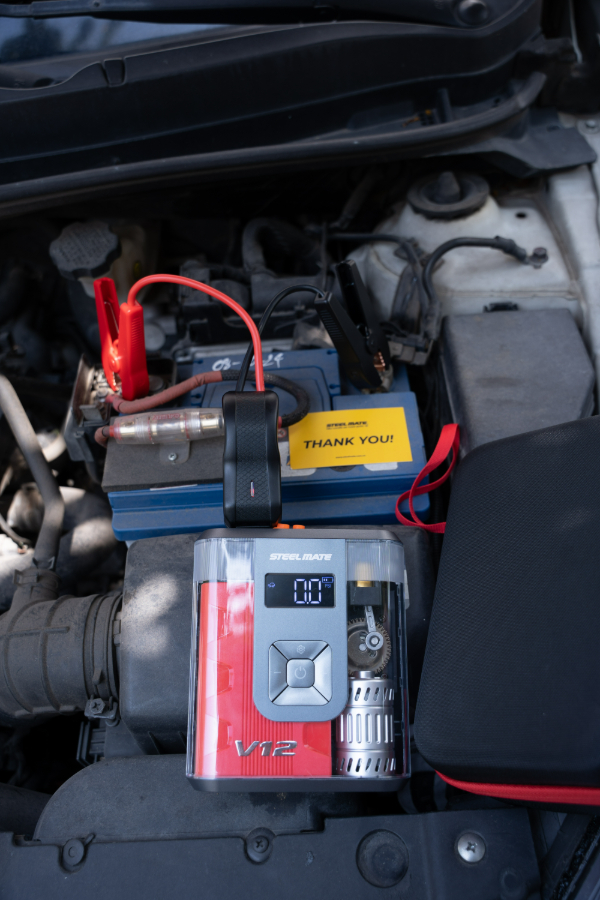 Hình ảnh xe Kích bình - Bơm lốp ô tô đa năng STEELMATE V12