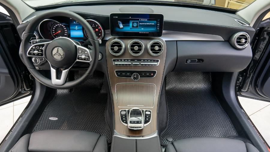 Hình ảnh xe Thảm sàn KATA Mats  cho xe Mercedes 