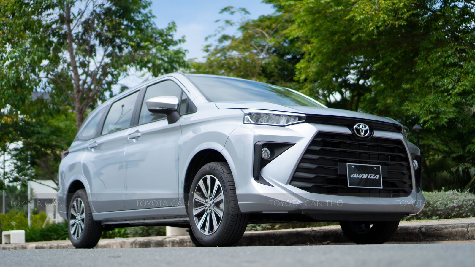 Hình ảnh xe TOYOTA AVANZA PREMIO 1.5MT 2025