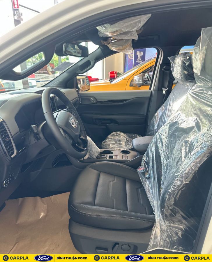 Hình ảnh xe FORD EVEREST SPORT 2026