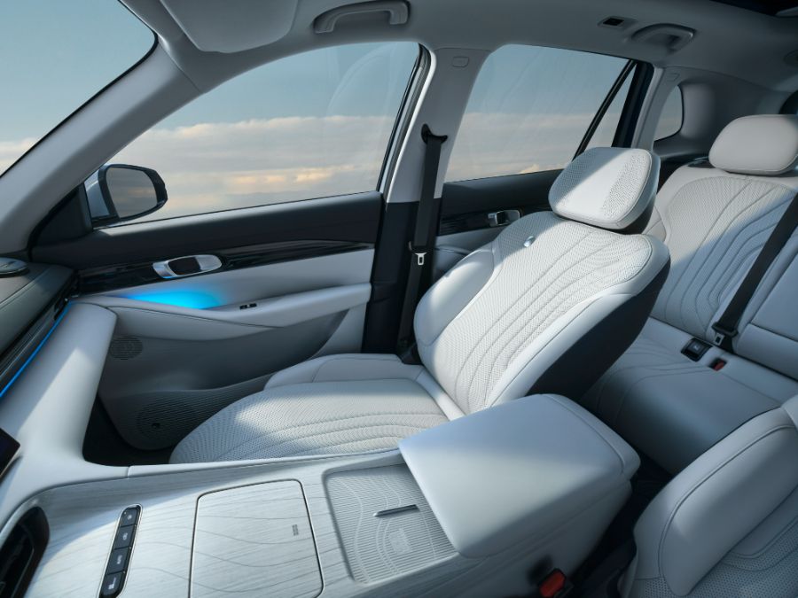 Hình ảnh xe Geely EX5 Phiên bản Pro - Màu xám 2025