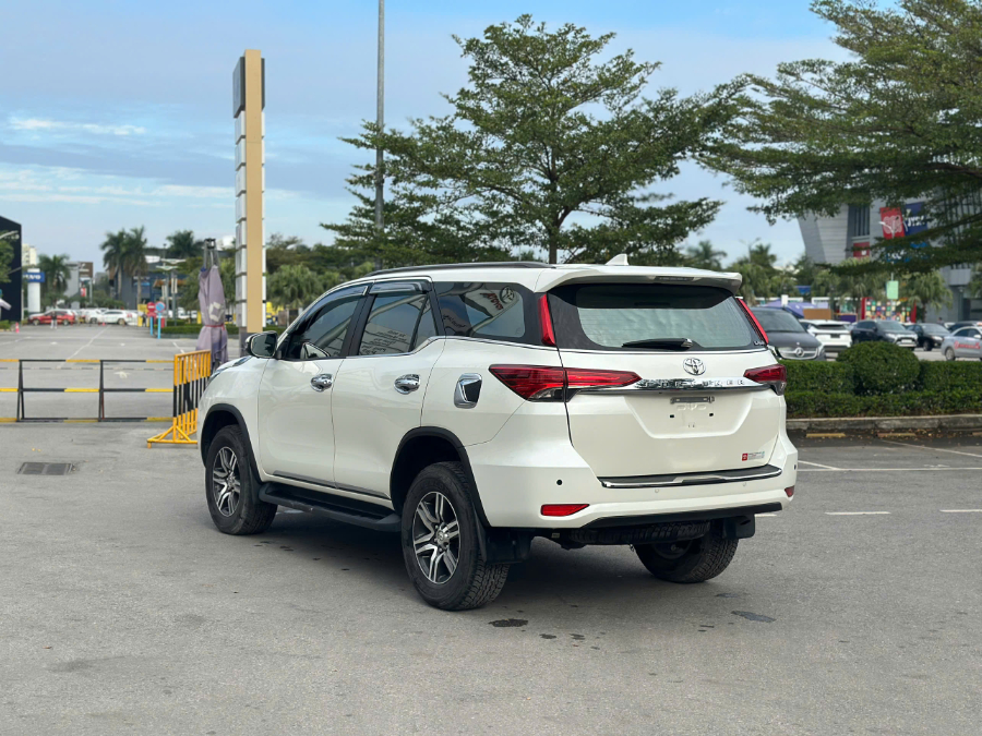 Hình ảnh xe TOYOTA FORTUNER 2019 - 40.500KM